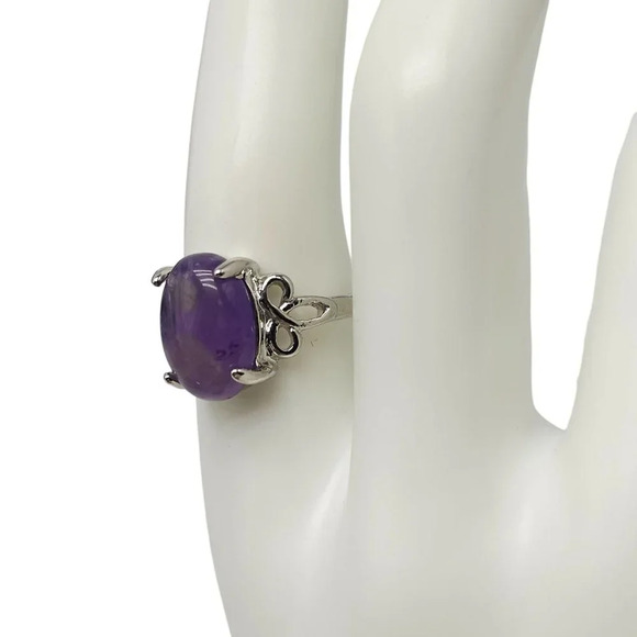 Purple Amethyst Oval Shape Dome Ring Size 8.5 Silver Plated Vintage - Picture 2 of 7